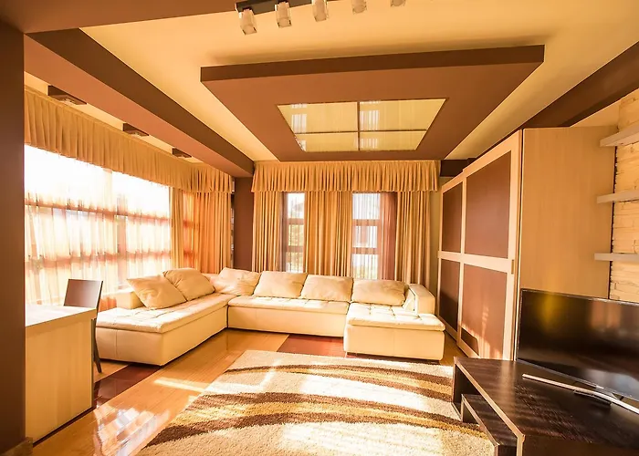 Deluxe King Suite
